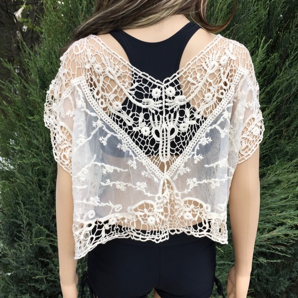 NEW LACE and MESH CROP TOP ~ last 1 - Picture 3 of 14